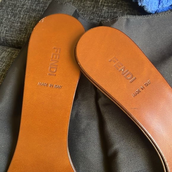 Authentic Fendi Leather Sandals - Picture 3 of 16